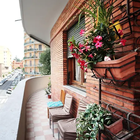 Luxurious Near Apartmán